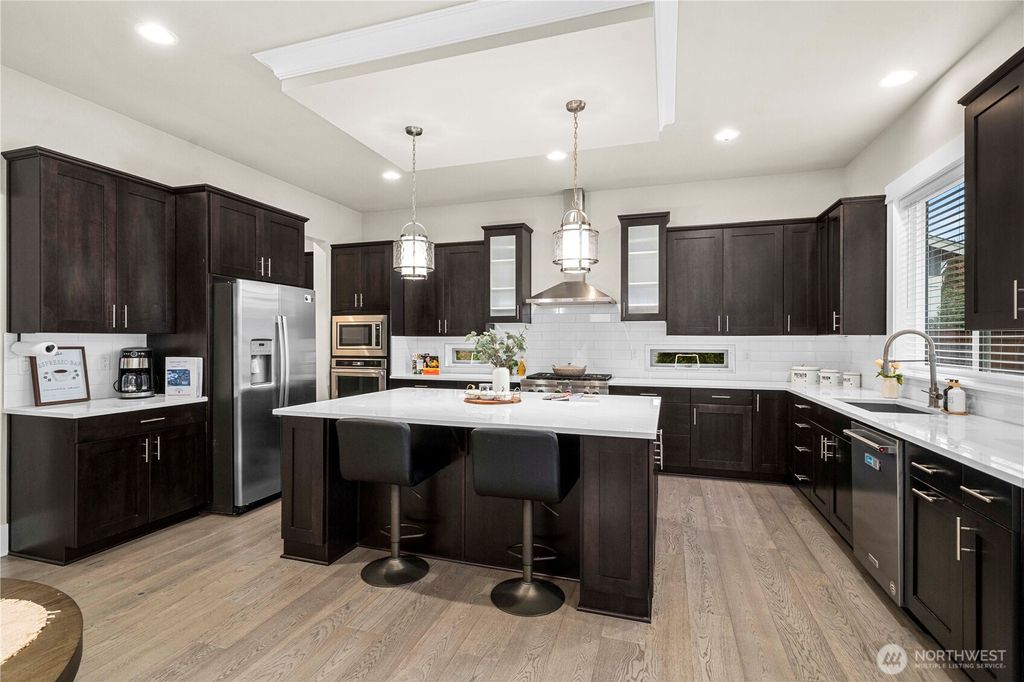 Photo of 17552 SE 188th Place, Renton, WA 98058 (MLS # 2467443)