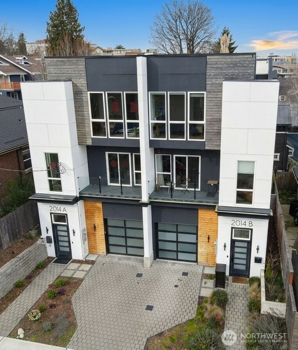 Photo of 2014 E Pine Street #B, Seattle, WA 98122 (MLS # 2488864)