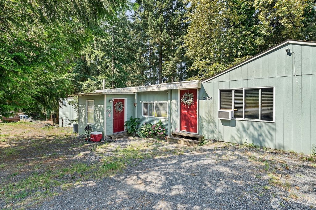 Photo of 12624 Waltham Drive, Everett, WA 98208 (MLS # 2438895)