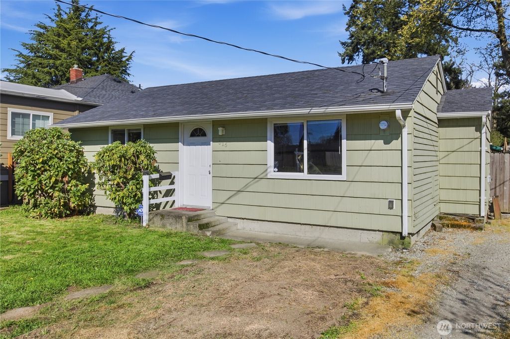 Photo of 516 6th Ave Ave S, Kent, WA 98032 (MLS # 2505573)