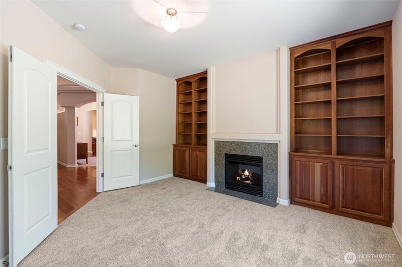 8749 82nd Lane SE