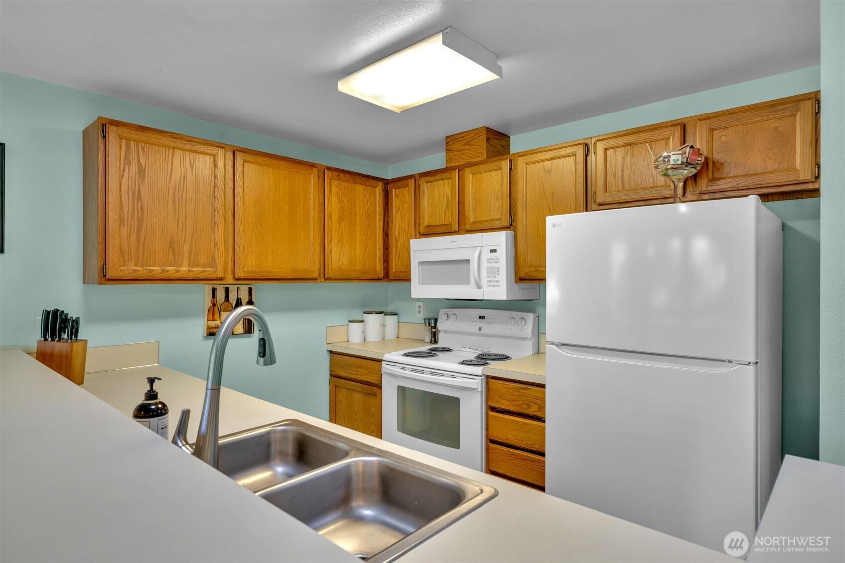 1119 S 249th Place