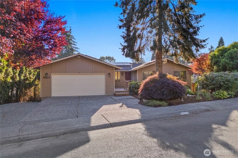 Photo of 13730 SE 23rd Lane, Bellevue, WA 98005 (MLS # 2575257)