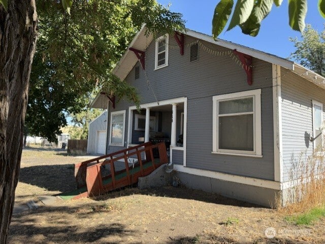 114 N F Street