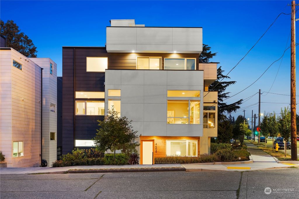 Photo of 4604 SW Fontanelle Street, Seattle, WA 98136 (MLS # 2004684)