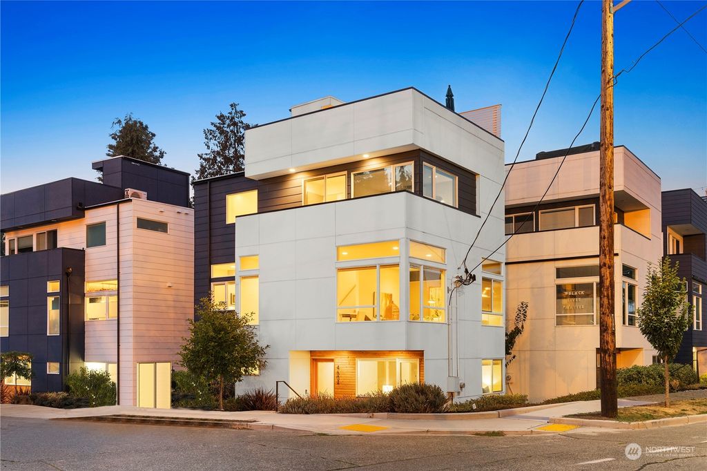 Photo of 4604 SW Fontanelle Street, Seattle, WA 98136 (MLS # 2004684)