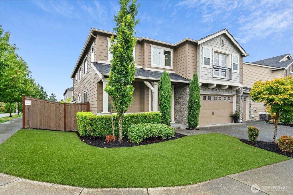 Photo of 15013 126th Avenue NE, Woodinville, WA 98072 (MLS # 2422697)