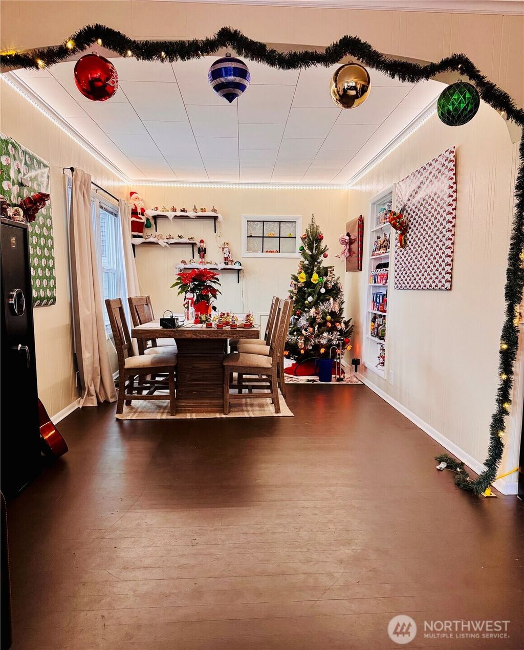 Photo of 1621 Baker Avenue, Everett, WA 98201 (MLS # 2463117)