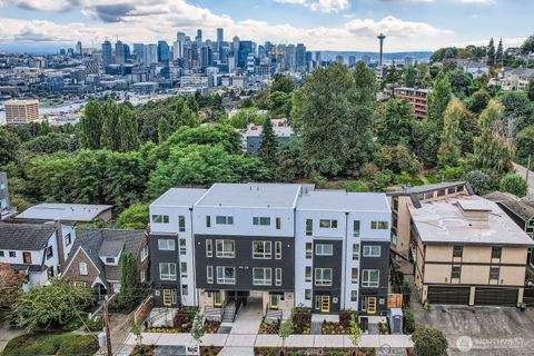 Photo of 515 Howe St #A, Seattle, WA 98109 (MLS # 2526096)
