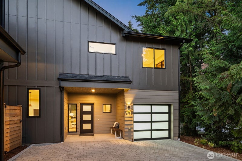 12910 NE 70th Place