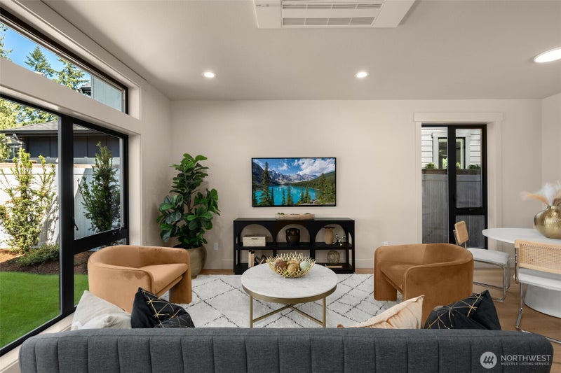 12910 NE 70th Place
