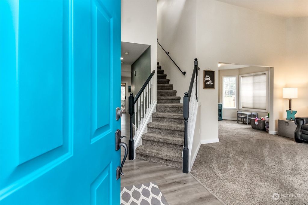 Photo of 1124 SW 318th Place, Federal Way, WA 98023 (MLS # 2041531)