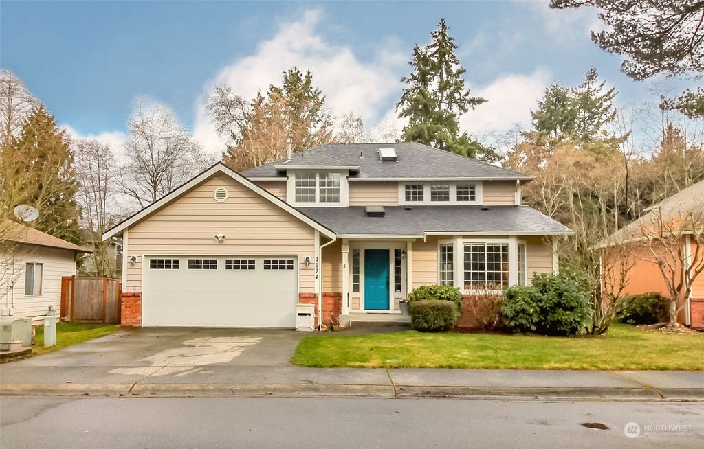 Photo of 1124 SW 318th Place, Federal Way, WA 98023 (MLS # 2041531)