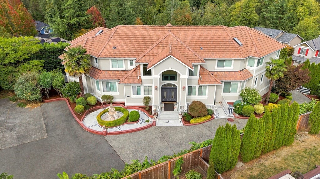 Photo of 9216 132nd Avenue NE, Redmond, WA 98052 (MLS # 2593940)