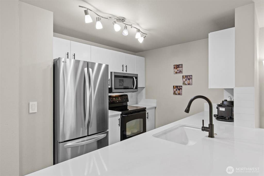 Photo of 12404 E Gibson Road #K303, Everett, WA 98204 (MLS # 2553907)