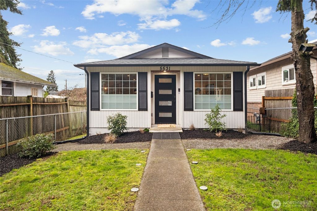 Photo of 5531 18th Avenue S, Seattle, WA 98108 (MLS # 2475859)