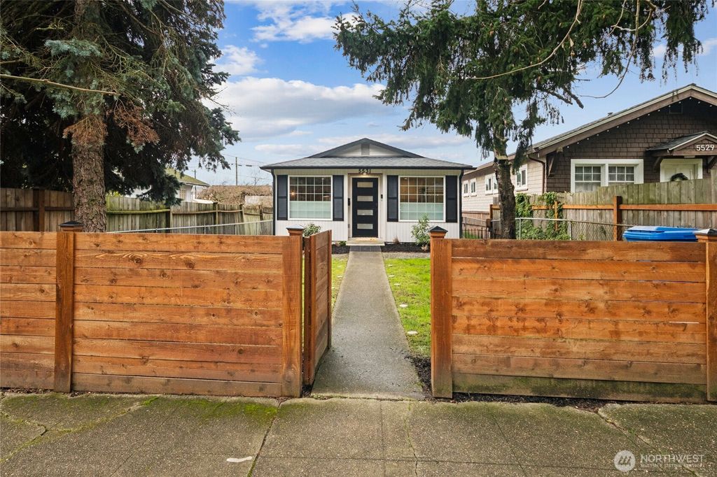 Photo of 5531 18th Avenue S, Seattle, WA 98108 (MLS # 2475859)