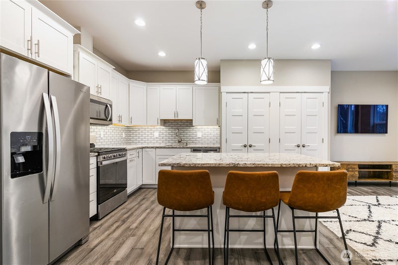 5683 Sunstone Place 102