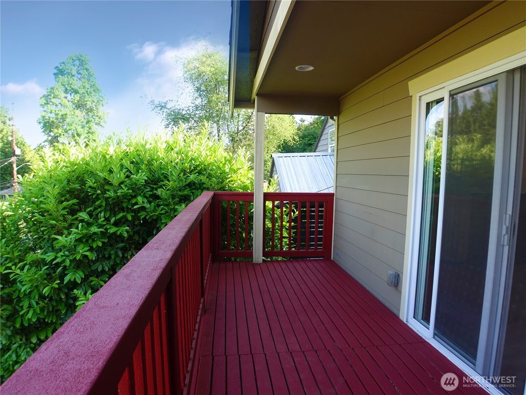 Photo of 5451 SW 32nd Avenue, Seattle, WA 98126 (MLS # 2496628)