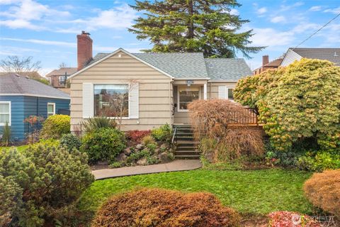 Photo of 1947 34th Avenue W, Seattle, WA 98199 (MLS # 2464083)