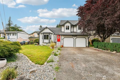 Photo of 811 5th Drive, Sultan, WA 98294 (MLS # 2549472)