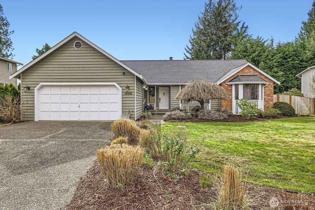 Photo of 1608 243rd Place SE, Bothell, WA 98021 (MLS # 2346466)