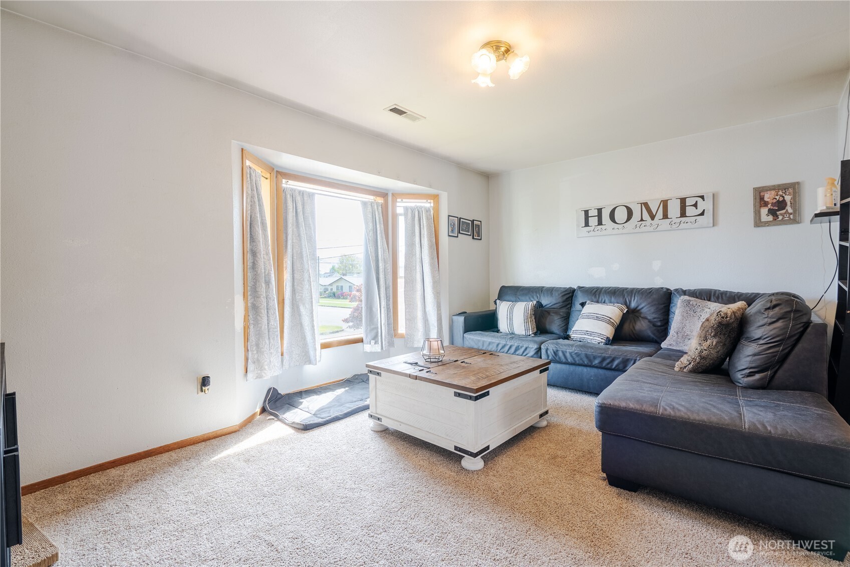 401 N 9th Street A & B