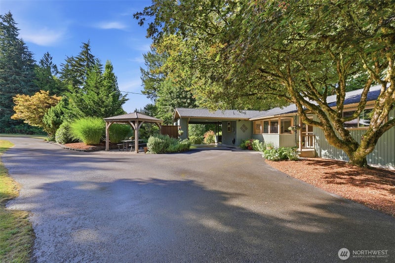 3010 Jorgenson Road NE