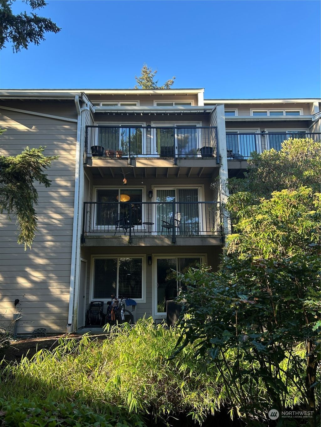 Photo of 19851 25th Avenue NE #221, Shoreline, WA 98155 (MLS # 2326282)