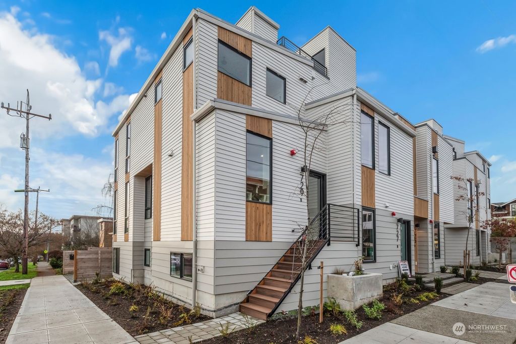 Photo of 729 N Motor Place, Seattle, WA 98103 (MLS # 2185541)
