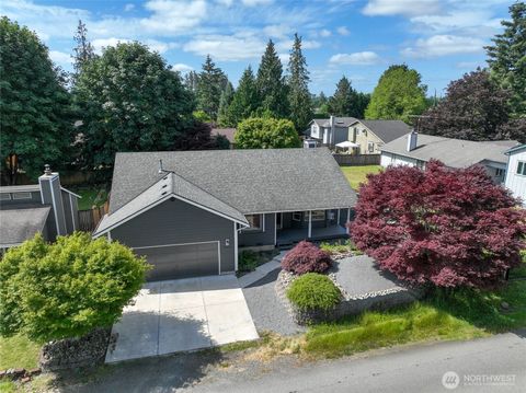 Photo of 21815 SE 271st Street, Maple Valley, WA 98038 (MLS # 2544221)