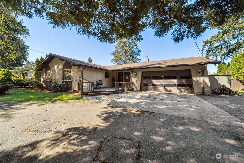 Photo of 26131 Woodland Way S, Kent, WA 98030 (MLS # 2222141)