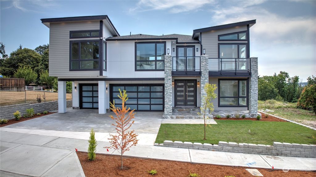 Photo of 1417 N 24th Street, Renton, WA 98056 (MLS # 2279267)