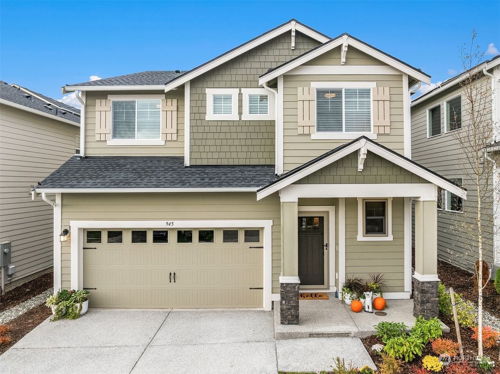 Photo of 945 121st Avenue SE, Lake Stevens, WA 98258 (MLS # 2290938)