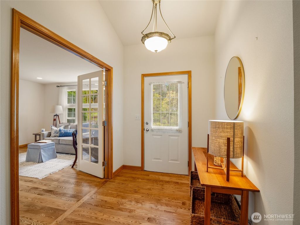 Photo of 1102 136th St NW ST, Gig Harbor, WA 98332 (MLS # 2547844)