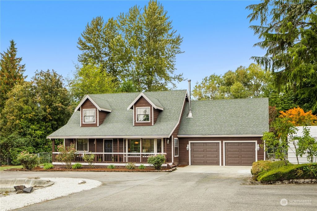 Photo of 21328 NE 92nd Place, Redmond, WA 98053 (MLS # 2174613)