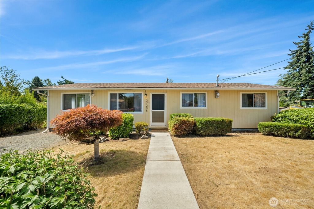 Photo of 27205 118th Avenue SE, Kent, WA 98030 (MLS # 2419521)