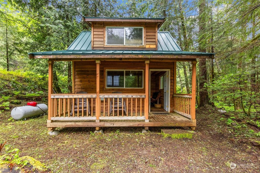 Photo of 86919 NE 122nd Street, Skykomish, WA 98288 (MLS # 2242353)