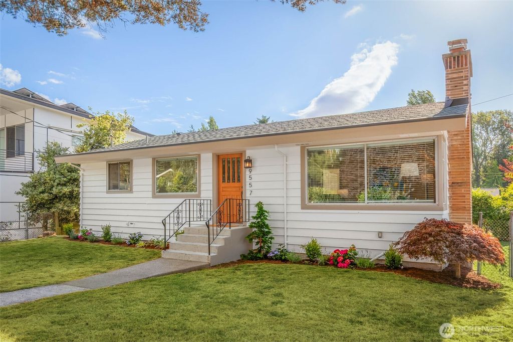 Photo of 9557 6th Avenue NW, Seattle, WA 98117 (MLS # 2400936)