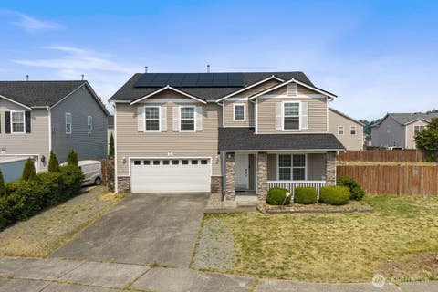 Photo of 205 NE Silvernail St ST, Orting, WA 98360 (MLS # 2565864)
