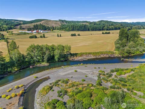 Photo of 627 Wynoochee Valley Road, Montesano, WA 98563 (MLS # 2411550)