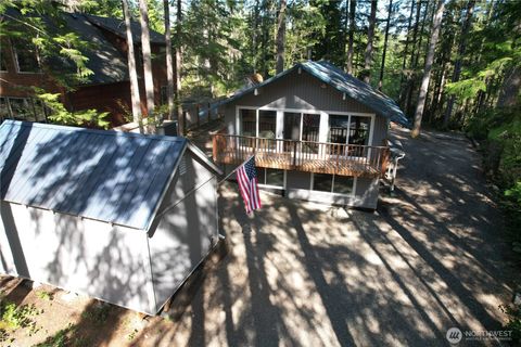 Photo of 811 N Potlatch Drive, Hoodsport, WA 98548 (MLS # 2520224)