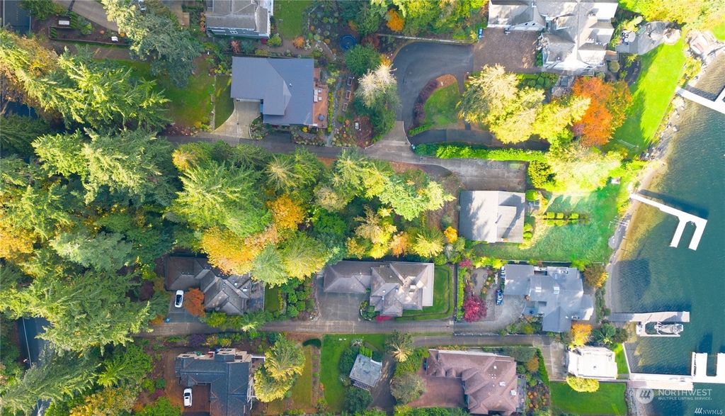 Photo of 4006 E Mercer Way, Mercer Island, WA 98040 (MLS # 2159581)