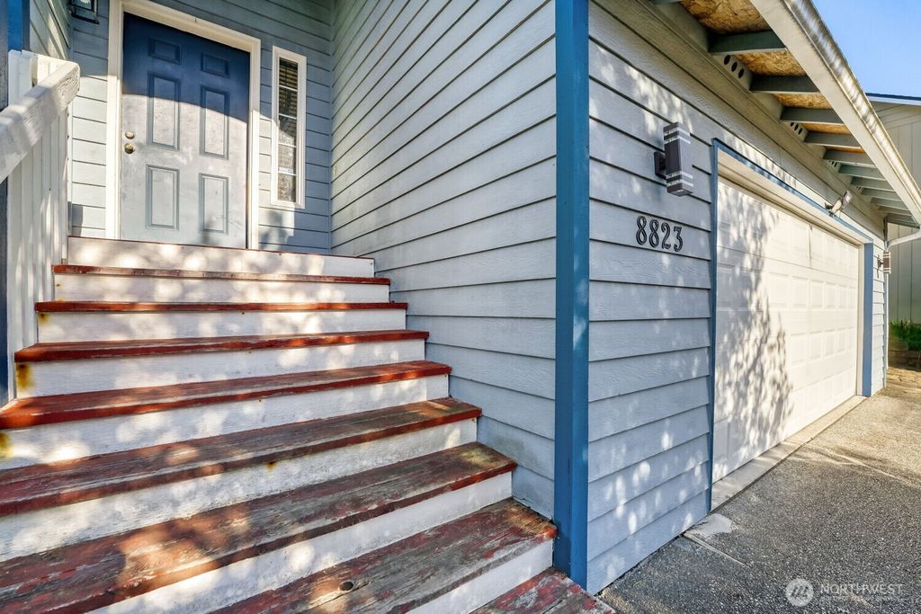 Photo of 8823 W Mall Drive, Everett, WA 98208 (MLS # 2515504)
