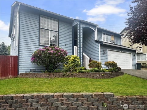 Photo of 8823 W Mall Drive, Everett, WA 98208 (MLS # 2515504)