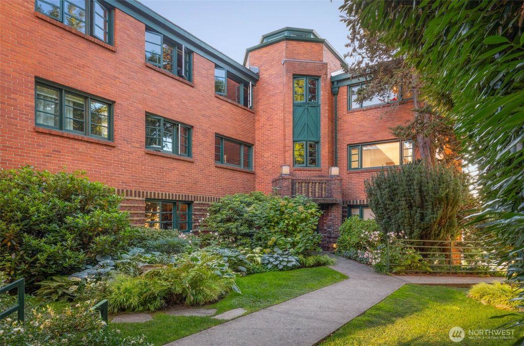Photo of 2717 Franklin Avenue E #304, Seattle, WA 98102 (MLS # 2447301)