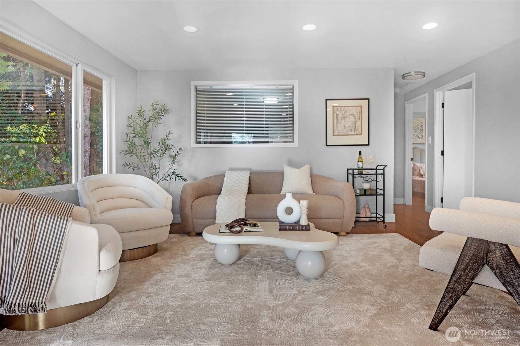 8211 Mukilteo Speedway