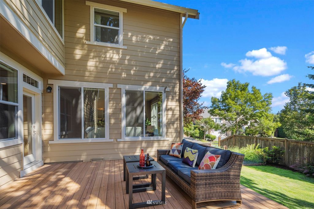 Photo of 11733 174th Place NE, Redmond, WA 98052 (MLS # 1966198)