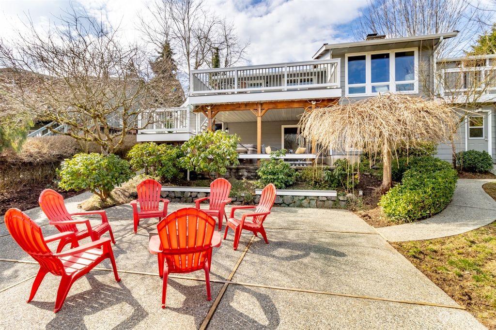 Photo of 8107 144th Drive SE, Snohomish, WA 98290 (MLS # 2043063)