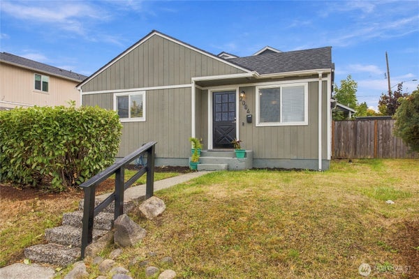 2004 E 34TH ST, TACOMA, WA 98404 - Image 64e6d115154e246b954bd47eea77256d/227632920